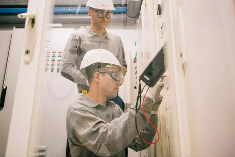 Elektrotechnieker