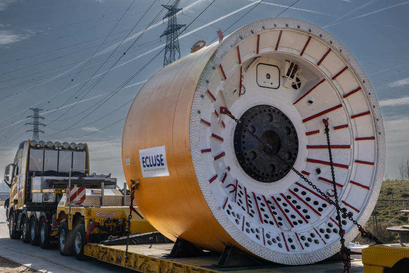 Boor waarmee Ecluse 2-tunnel uitgegraven wordt